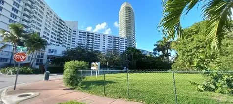 1425 Bay Road Miami Beach FL 33139