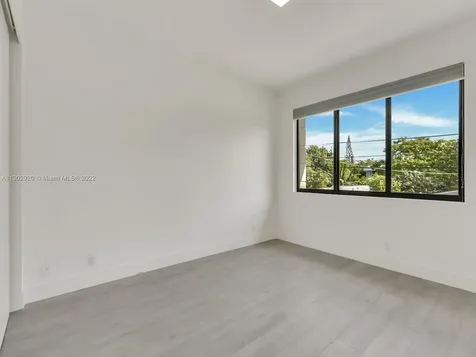3118 Carter Street Miami FL 33133