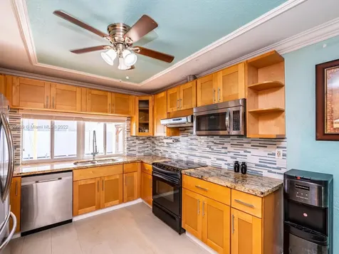 7490 Buchanan Street Hollywood FL 33024