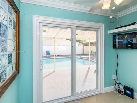 7490 Buchanan Street Hollywood FL 33024