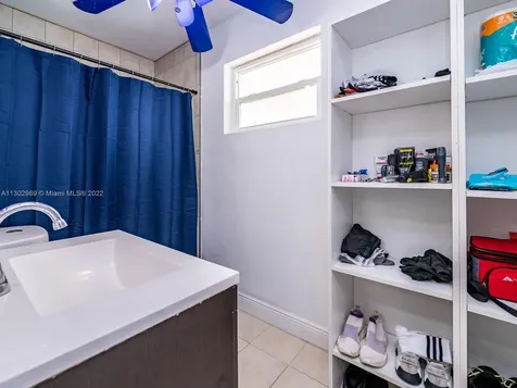 7490 Buchanan Street Hollywood FL 33024