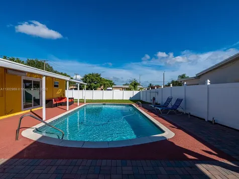 7490 Buchanan Street Hollywood FL 33024