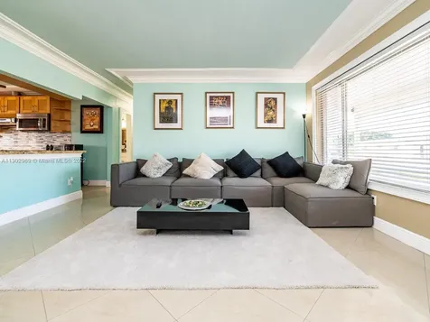 7490 Buchanan Street Hollywood FL 33024