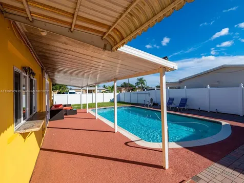7490 Buchanan Street Hollywood FL 33024