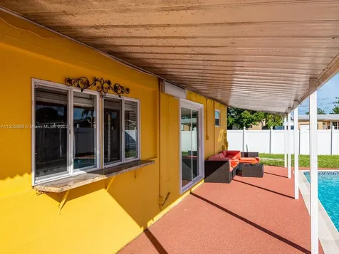 7490 Buchanan Street Hollywood FL 33024