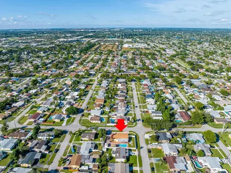 7490 Buchanan Street Hollywood FL 33024