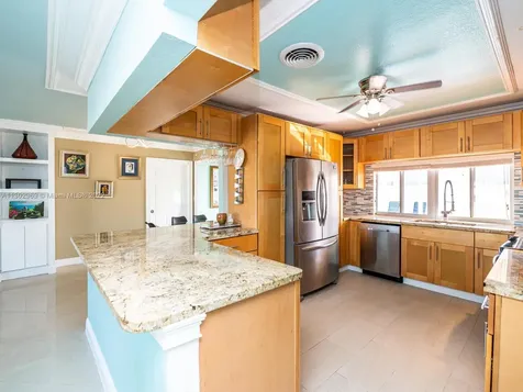 7490 Buchanan Street Hollywood FL 33024