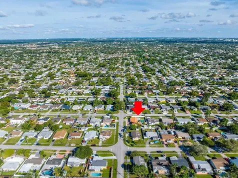 7490 Buchanan Street Hollywood FL 33024