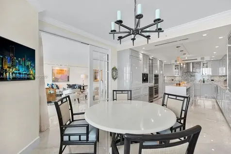 3201 NE 183 Street Aventura FL 33160