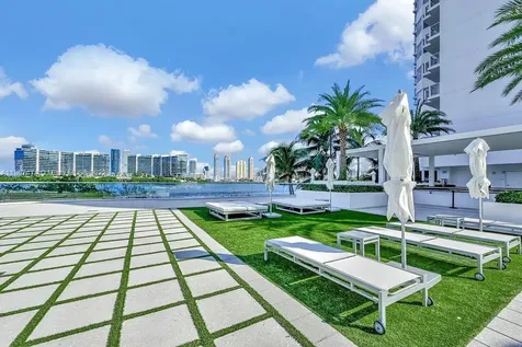 3201 NE 183 Street Aventura FL 33160