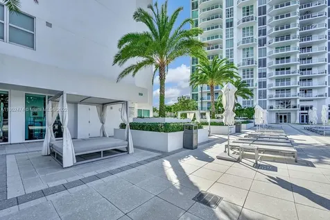 3201 NE 183 Street Aventura FL 33160