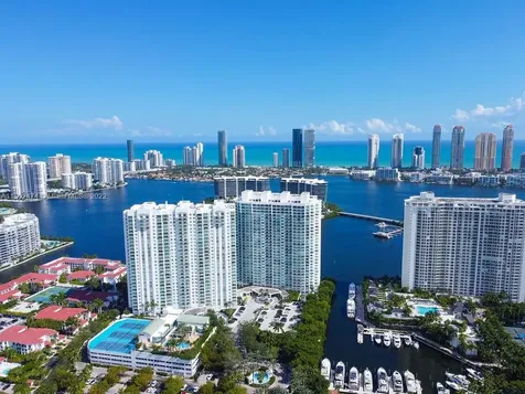 3201 NE 183 Street Aventura FL 33160