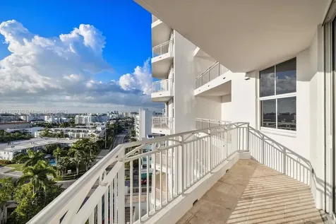 9751 E Bay Harbor Drive Bay Harbor Islands FL 33154