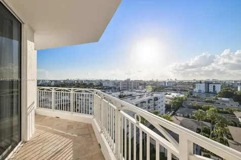 9751 E Bay Harbor Drive Bay Harbor Islands FL 33154
