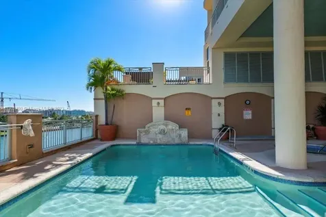 9751 E Bay Harbor Drive Bay Harbor Islands FL 33154