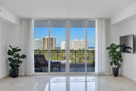 9751 E Bay Harbor Drive Bay Harbor Islands FL 33154
