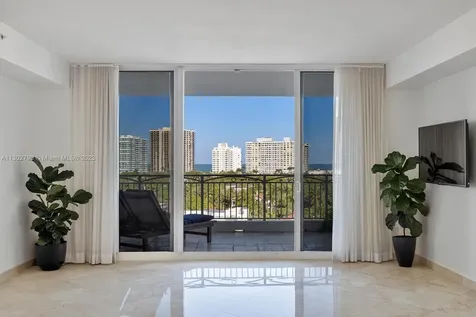9751 E Bay Harbor Drive Bay Harbor Islands FL 33154