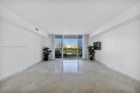 9751 E Bay Harbor Drive Bay Harbor Islands FL 33154