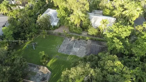 3821 El Prado Boulevard Coconut Grove FL 33133