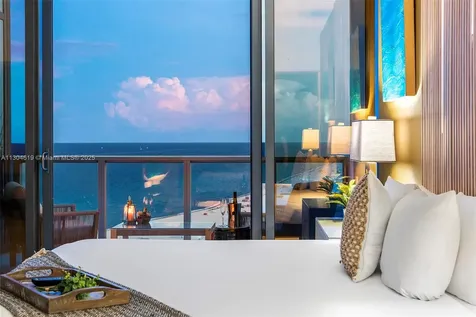 2201 Collins Avenue Miami Beach FL 33139