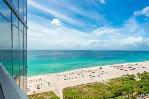 2201 Collins Avenue Miami Beach FL 33139