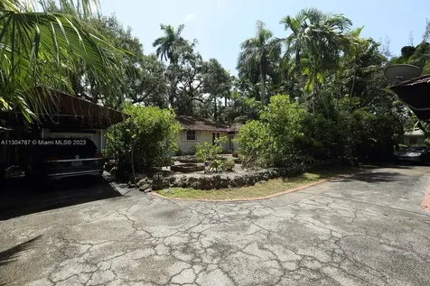 3821 El Prado Boulevard Coconut Grove FL 33133