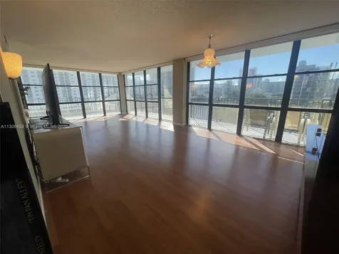 800 Parkview Drive Hallandale Beach FL 33009