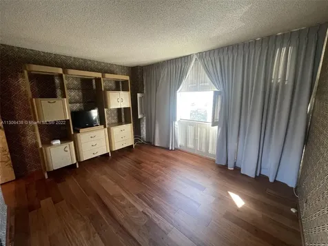 800 Parkview Drive Hallandale Beach FL 33009