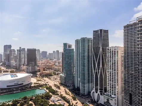 900 Biscayne Boulevard Miami FL 33132