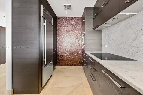 900 Biscayne Boulevard Miami FL 33132