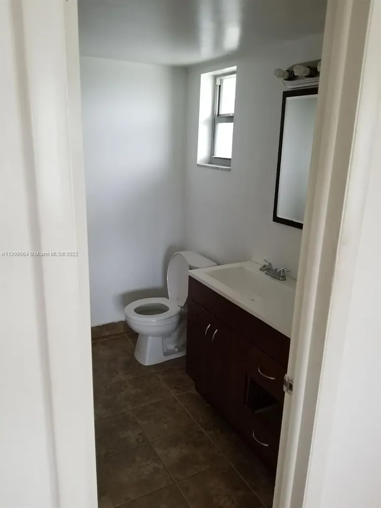 5790 Stirling Road Hollywood FL 33021