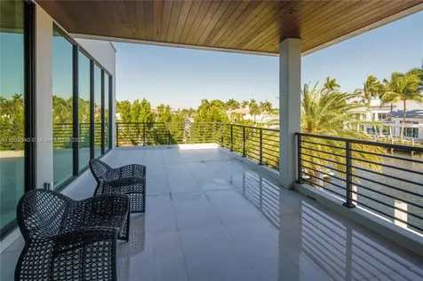 128 Fiesta Way Fort Lauderdale FL 33301