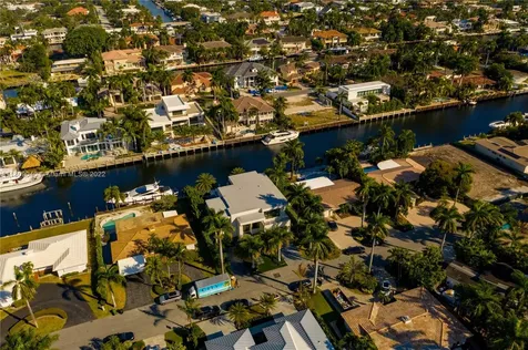 128 Fiesta Way Fort Lauderdale FL 33301