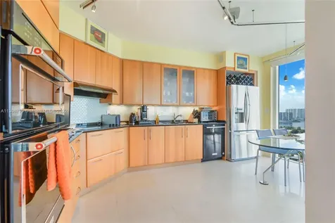 19111 Collins Avenue Sunny Isles Beach FL 33160