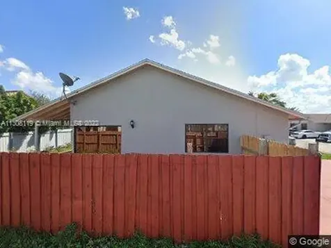 704 SW 97th Place Circle Miami FL 33174