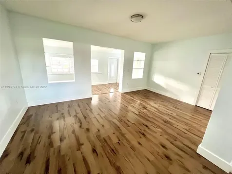 1131 NW 56th Street Miami FL 33127