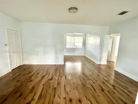 1131 NW 56th Street Miami FL 33127