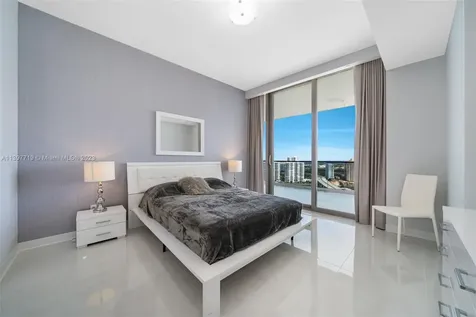 18975 Collins Avenue Sunny Isles Beach FL 33160