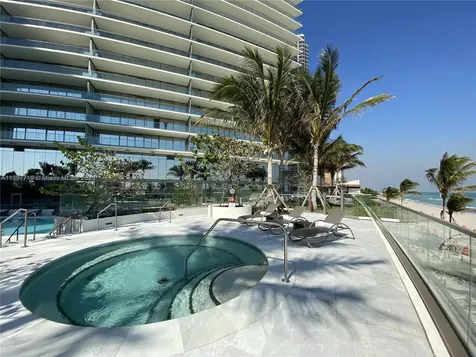 18975 Collins Avenue Sunny Isles Beach FL 33160