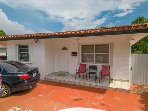 740 W 33rd Street Hialeah FL 33012