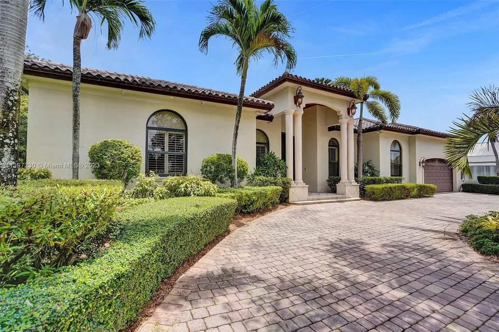 10121 SW 145th Street Miami FL 33176