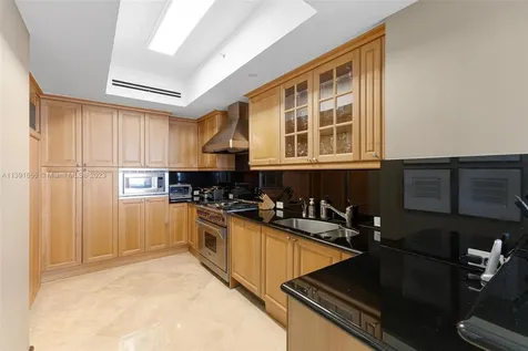 17875 Collins Avenue Sunny Isles Beach FL 33160