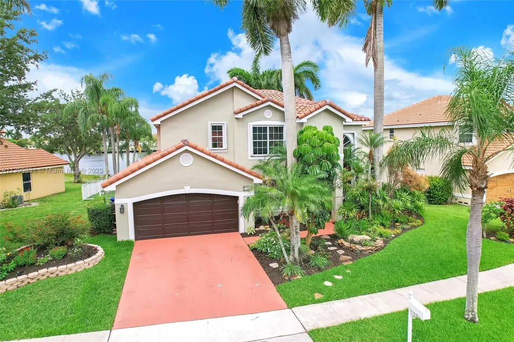 706 NW 177th Avenue Pembroke Pines FL 33029