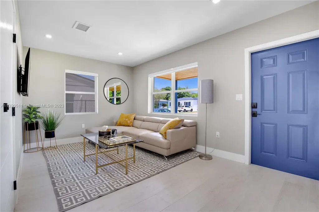 6428 SW 23rd Street Miami FL 33155