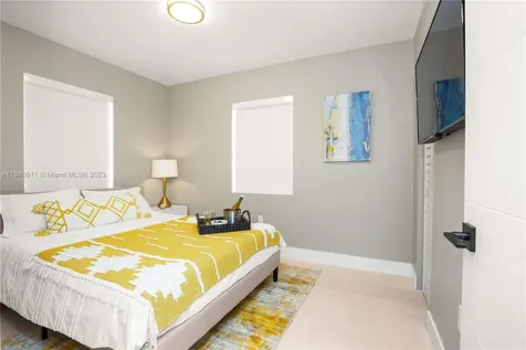 6428 SW 23rd Street Miami FL 33155