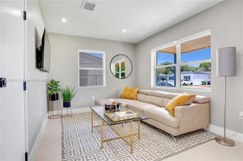 6428 SW 23rd Street Miami FL 33155