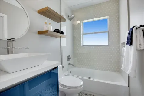 6428 SW 23rd Street Miami FL 33155