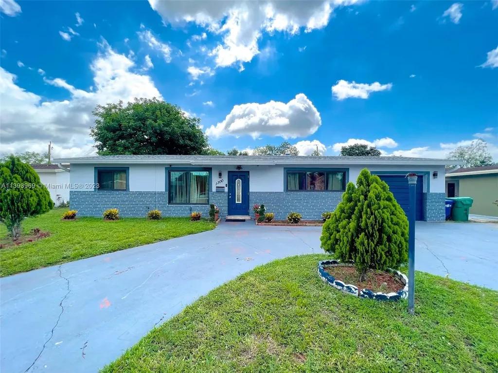 1300 NW 54th Terrace Lauderhill FL 33313