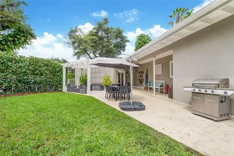 6273 Miller Drive South Miami FL 33155
