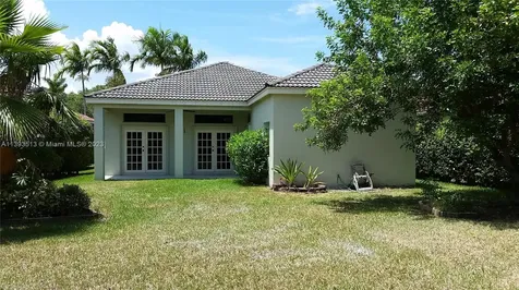 953 Tanglewood Circle Weston FL 33327